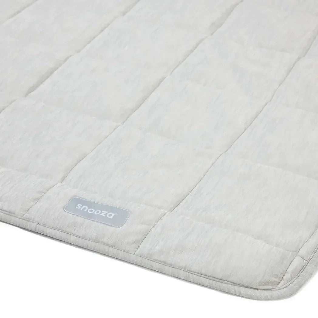Snooza – Cooling Comfort Blanket – Powder Grey Agline