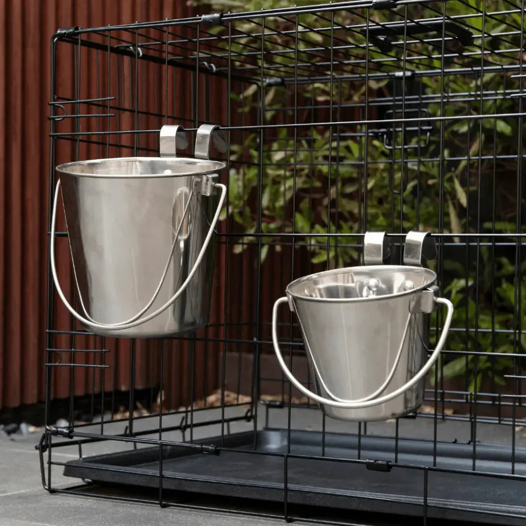 Superior Pet – Stainless Steel Flat Sided Bucket Agline